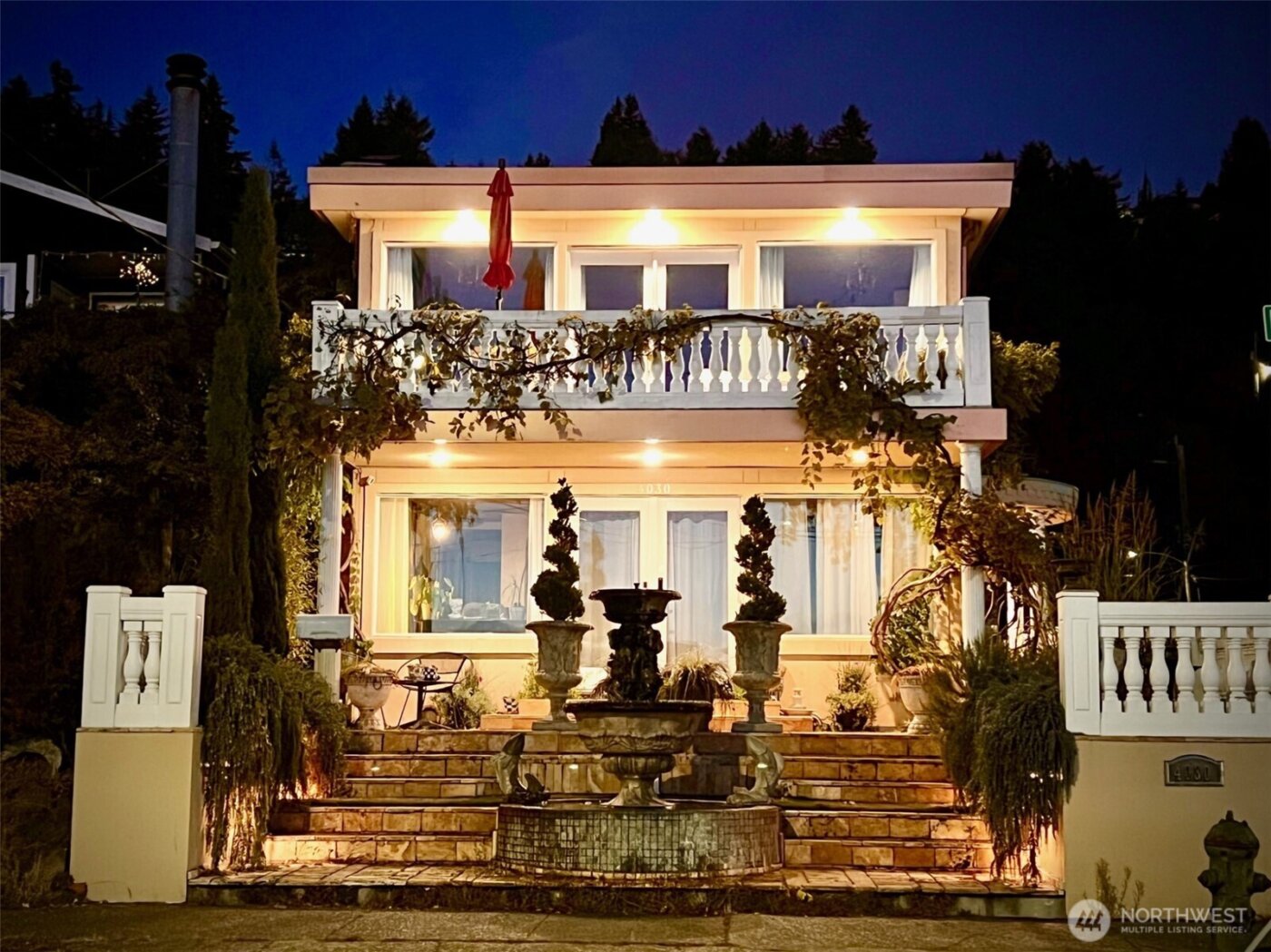 4030 Beach Drive SW, Seattle, WA 98116