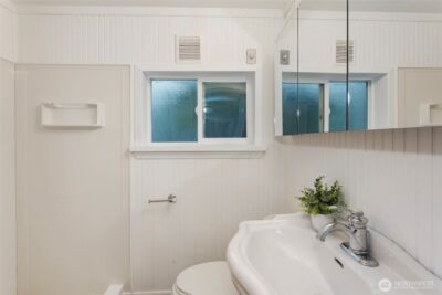 10726 Sand Point Way NE #A, Seattle, WA 98125 - Photo 20