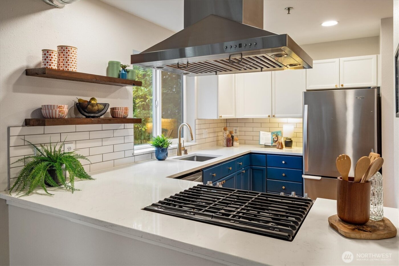 2024 NW 57th Street #201, Seattle, WA 98107-3122