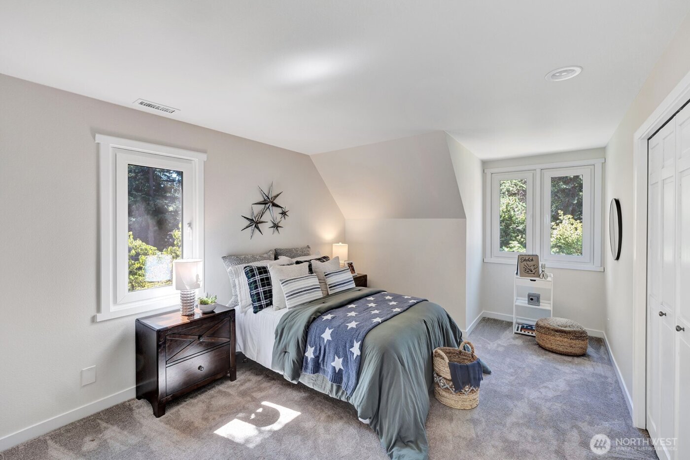 14616 181st Place NE, Woodinville, WA 98072