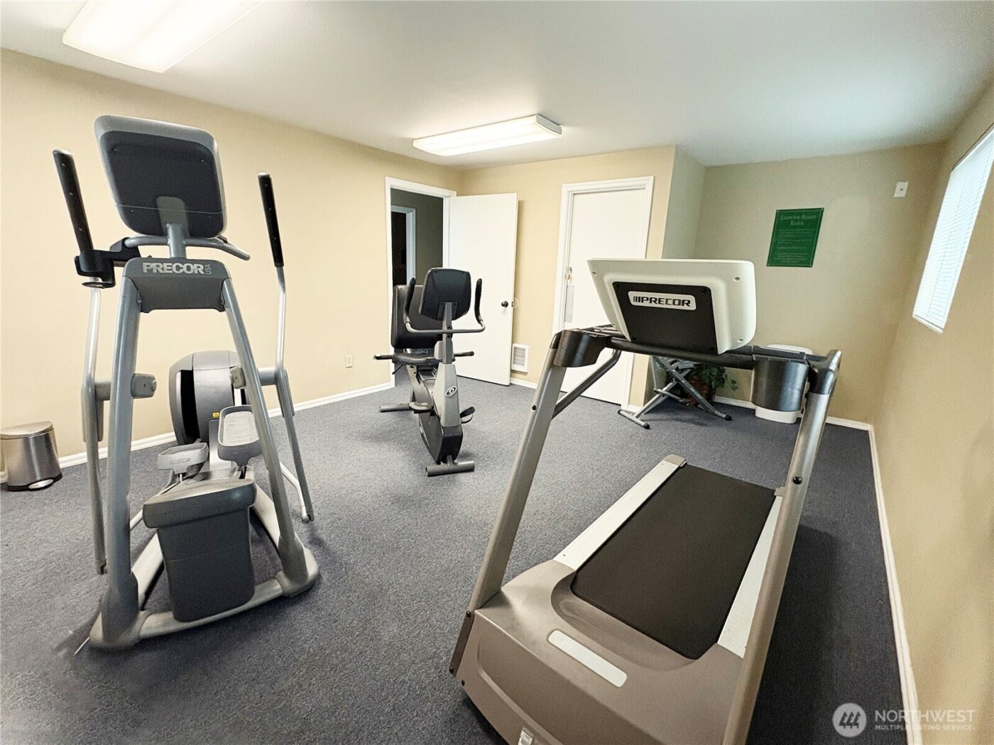 11103 NE 124th Lane #B205, Kirkland, WA 98034