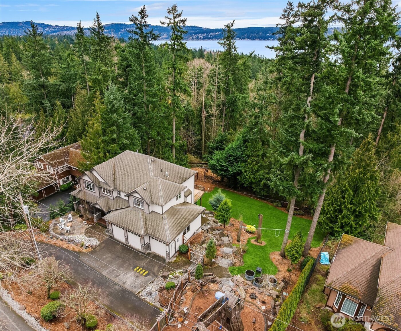 111 210th Place NE, Sammamish, WA 98074