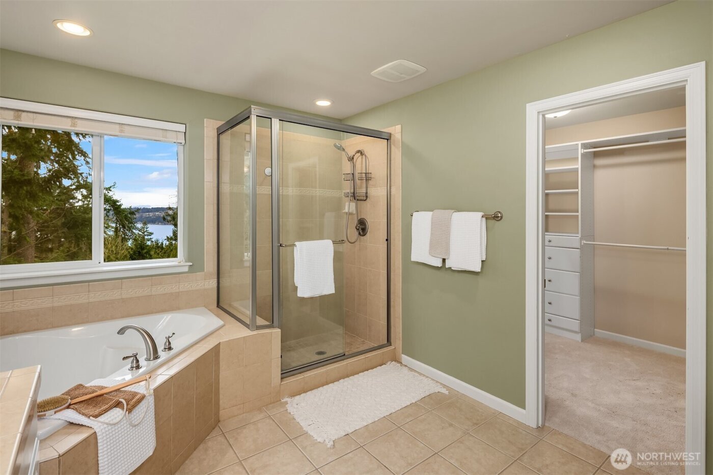 111 210th Place NE, Sammamish, WA 98074