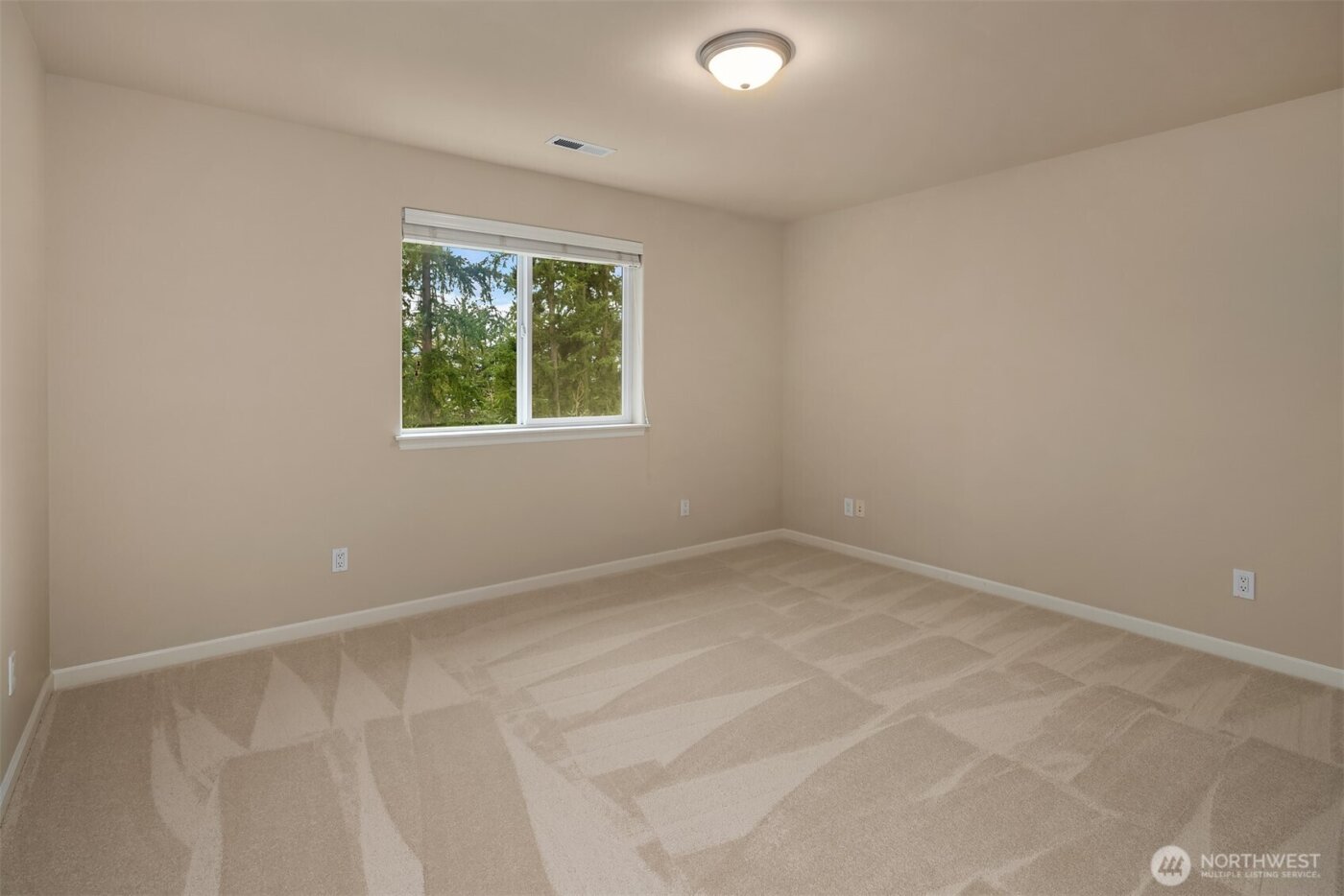 111 210th Place NE, Sammamish, WA 98074