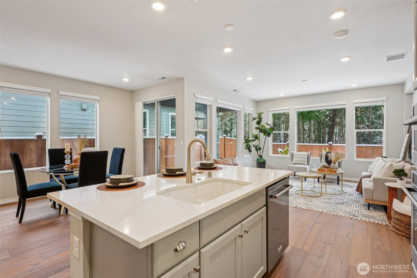 21731 SE 292nd Place , Black Diamond, WA 98010