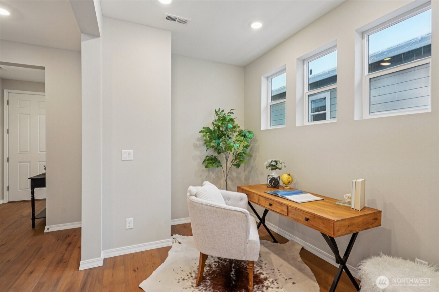 21731 SE 292nd Place , Black Diamond, WA 98010