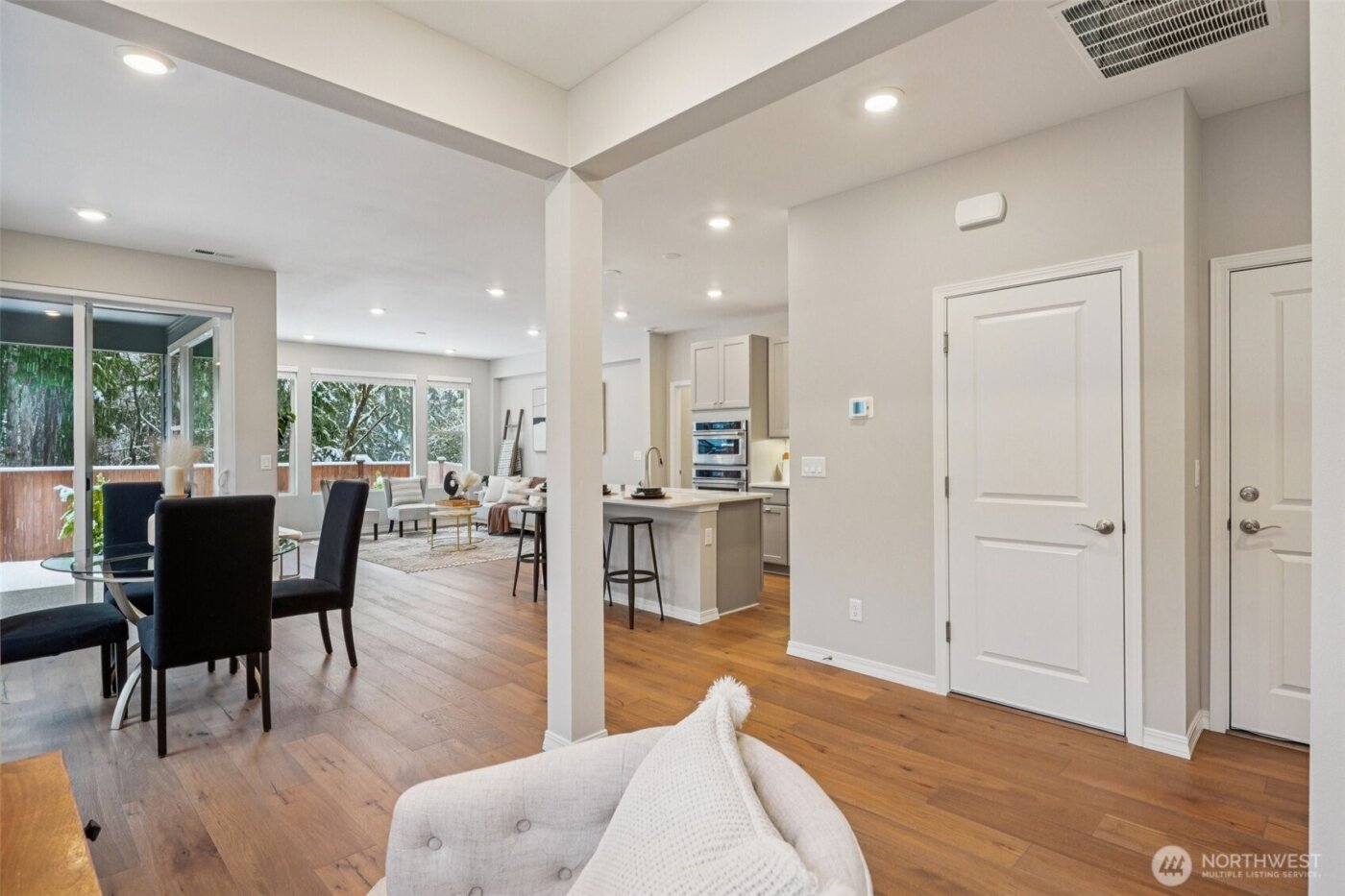 21731 SE 292nd Place , Black Diamond, WA 98010