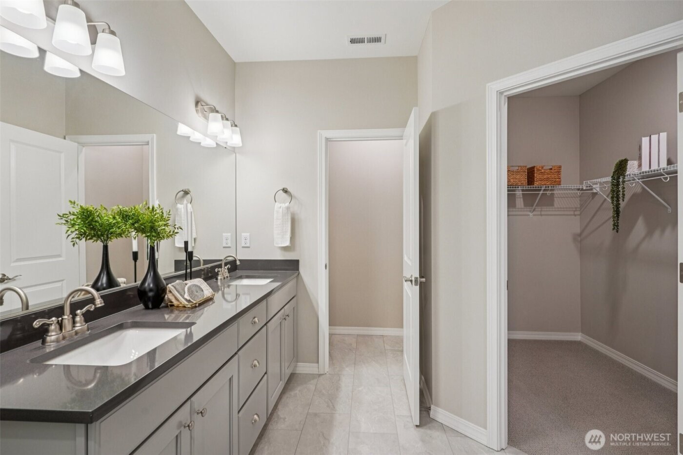 21731 SE 292nd Place , Black Diamond, WA 98010