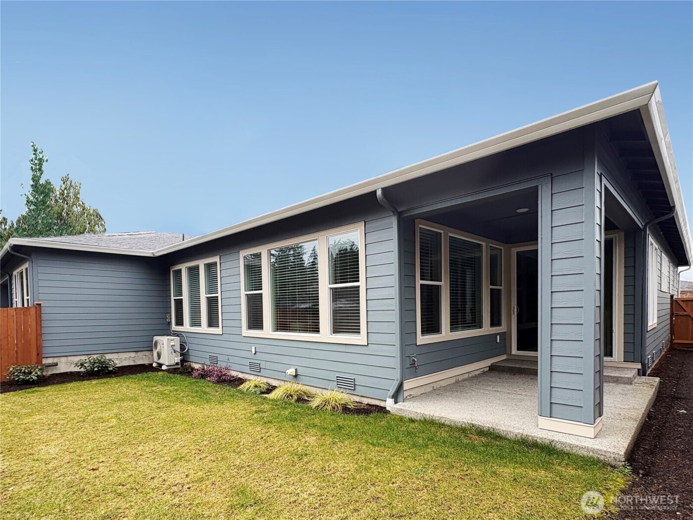 21731 SE 292nd Place , Black Diamond, WA 98010