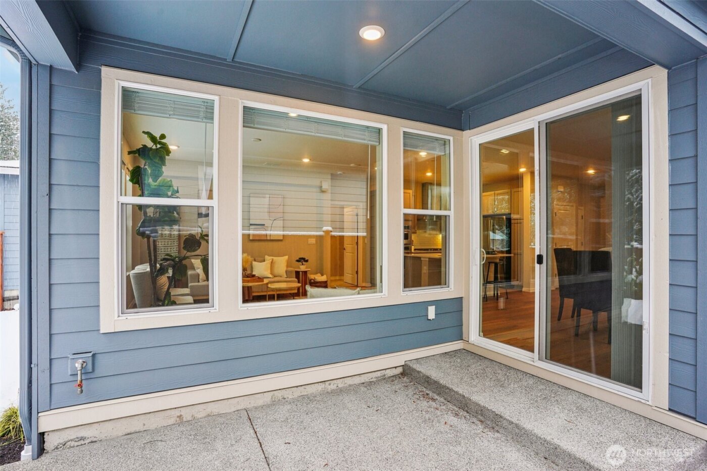 21731 SE 292nd Place , Black Diamond, WA 98010