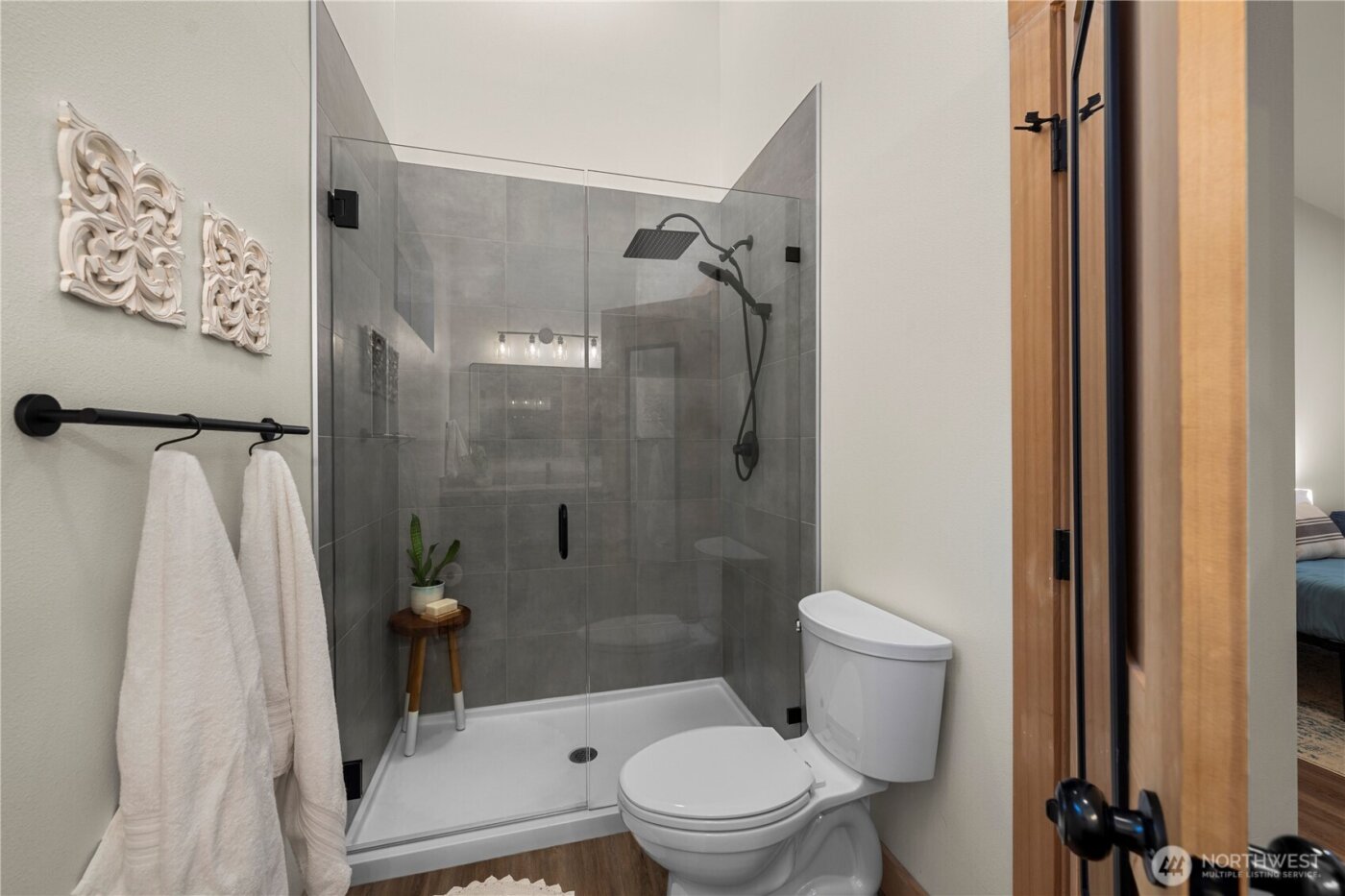 21817 Colt Road , Leavenworth, WA 98826