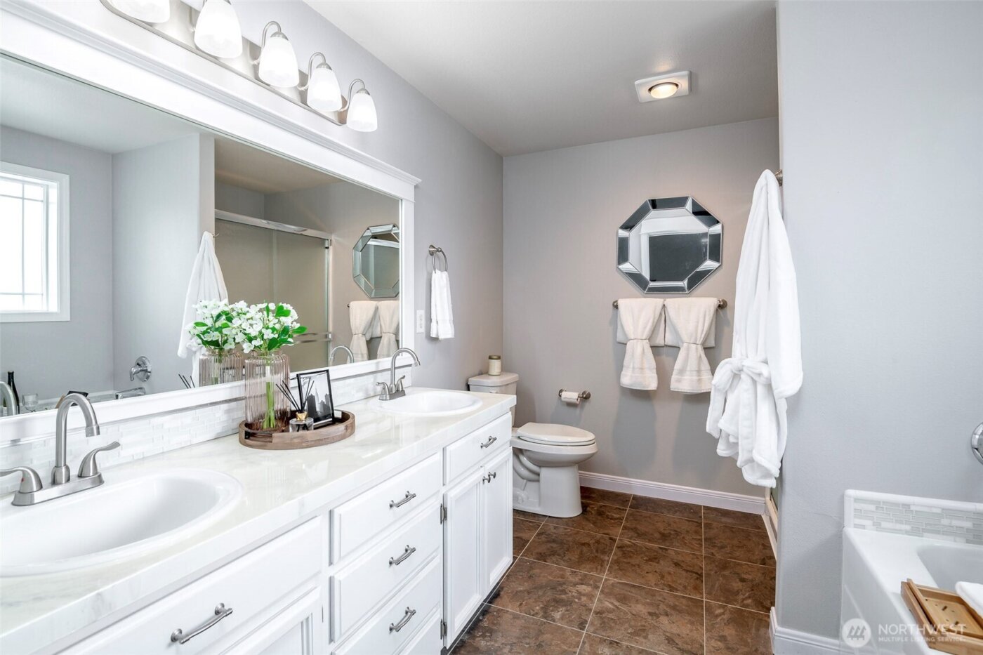 7115 33rd Avenue NE, Lacey, WA 98516