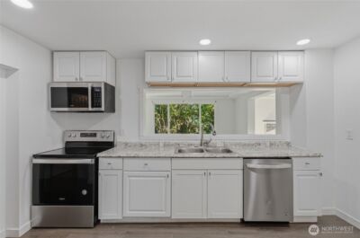 815 S 96th Street , Tacoma, WA 98444-4211 - Photo 9