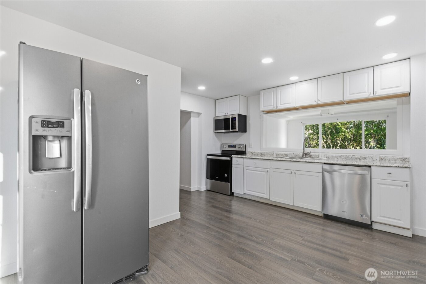 815 S 96th Street , Tacoma, WA 98444-4211