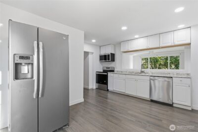 815 S 96th Street , Tacoma, WA 98444-4211 - Photo 10