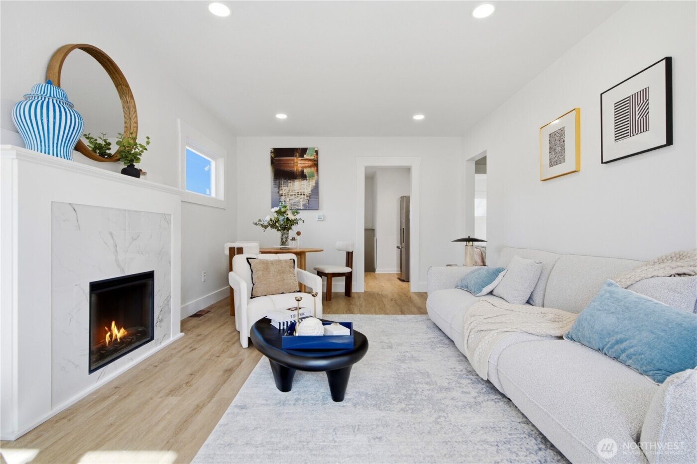 3908 SW Hanford St , Seattle, WA 98116