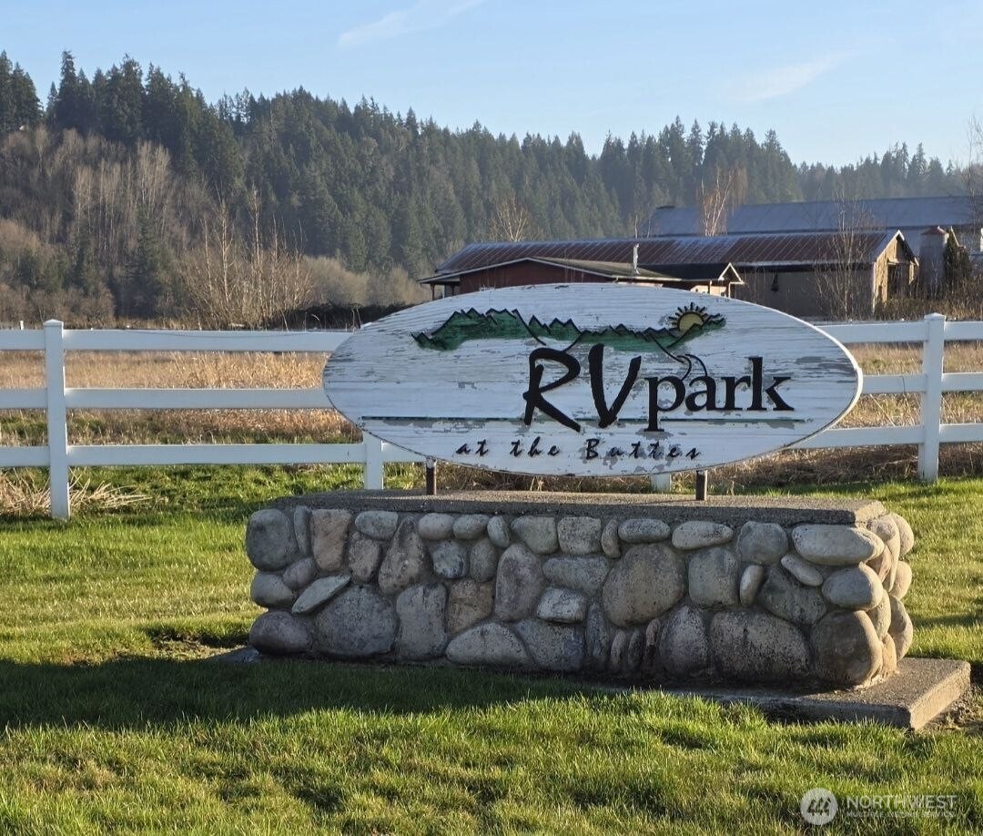 20702 190th Avenue E, Orting, WA 98360