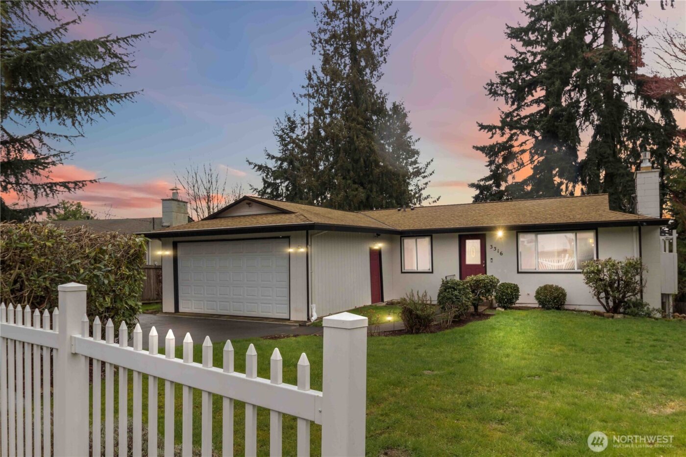 3316 S 248th Place , Kent, WA 98032