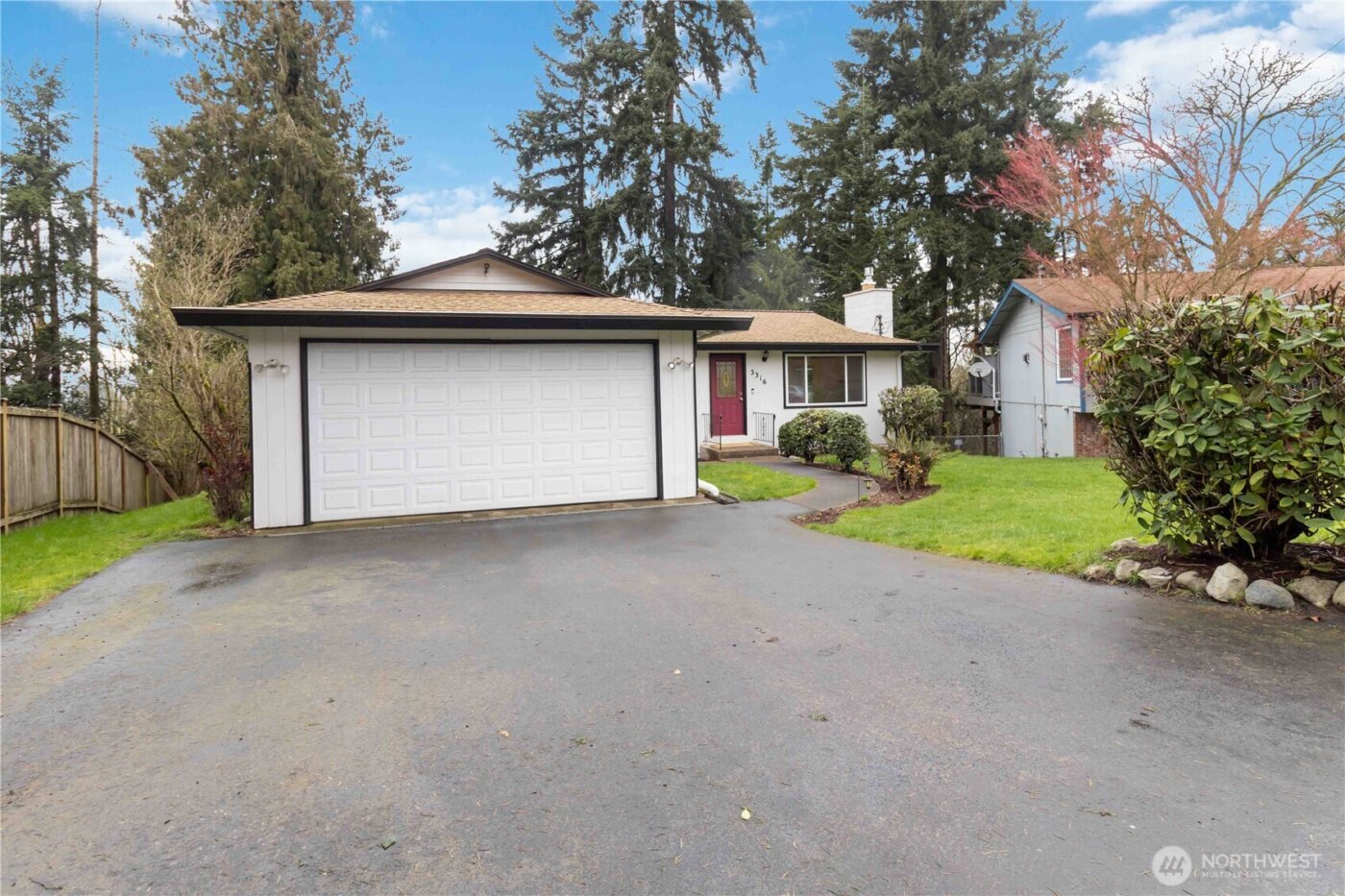 3316 S 248th Place , Kent, WA 98032