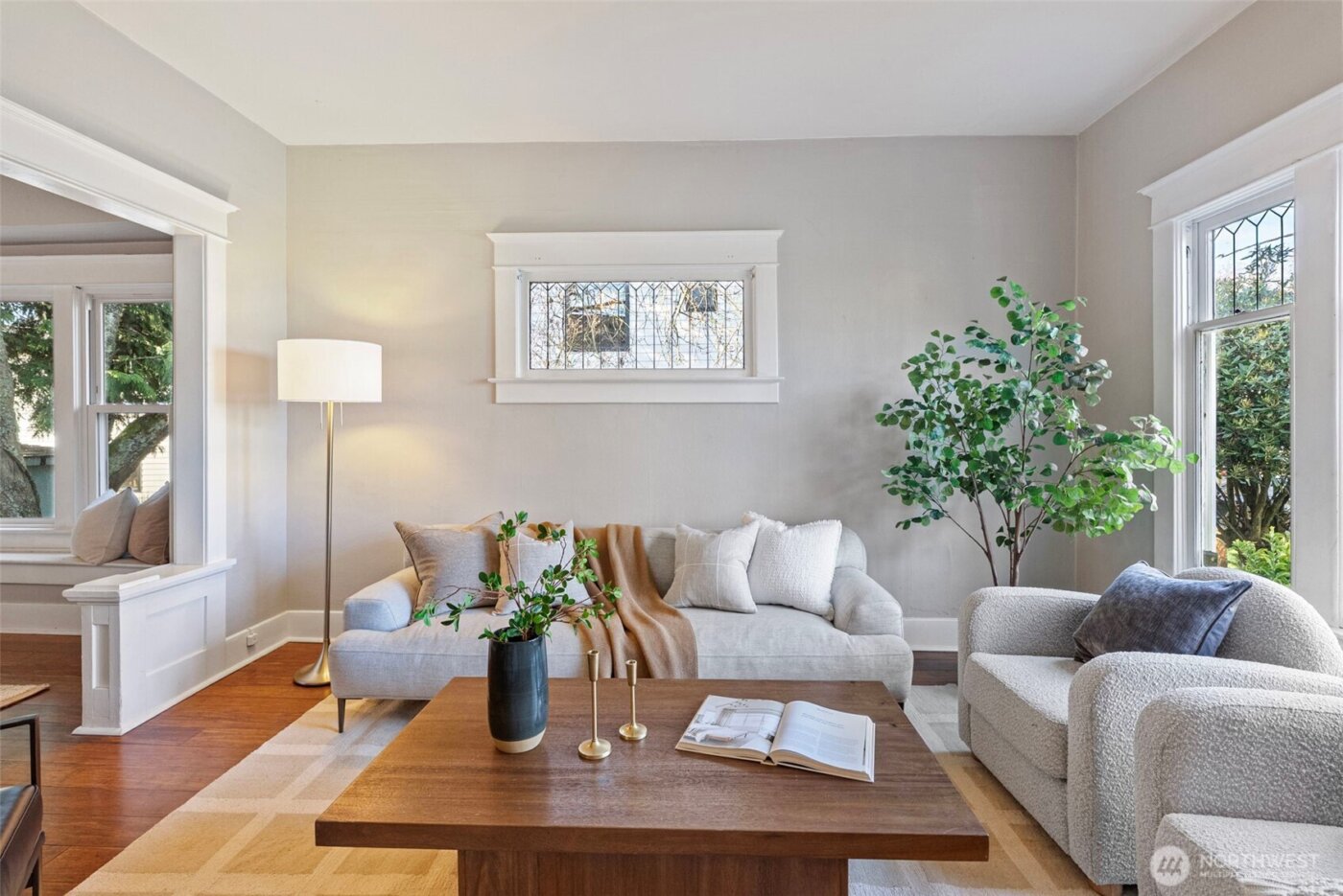 827 NW 61st Street , Seattle, WA 98107