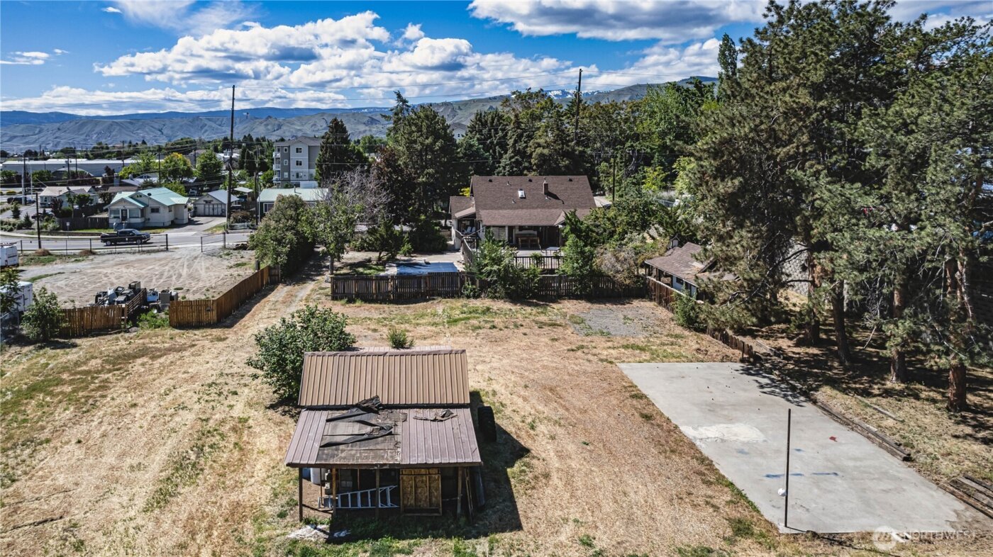 1314 Walnut Street , Wenatchee, WA 98801