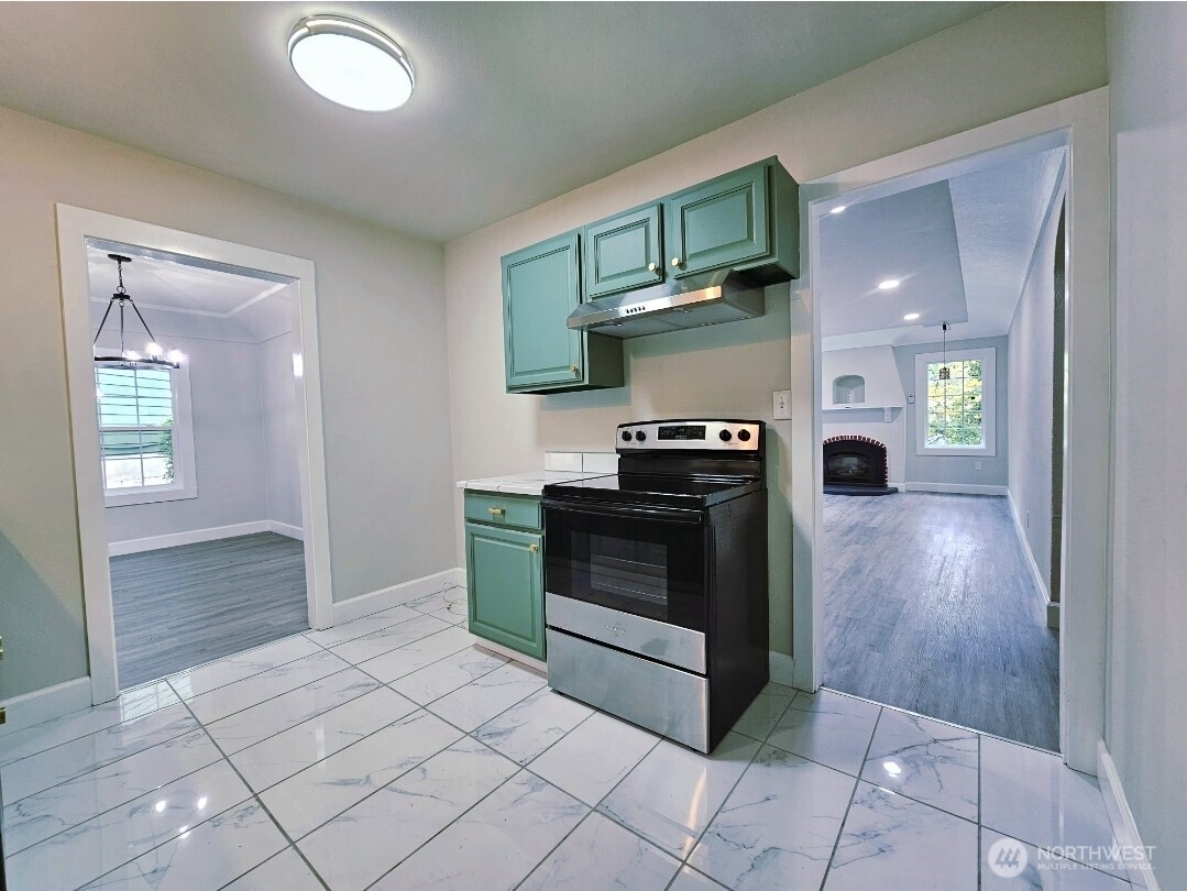 802 NW 5th Circle , Camas, WA 98607