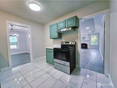 802 NW 5th Circle , Camas, WA 98607 - Photo 9