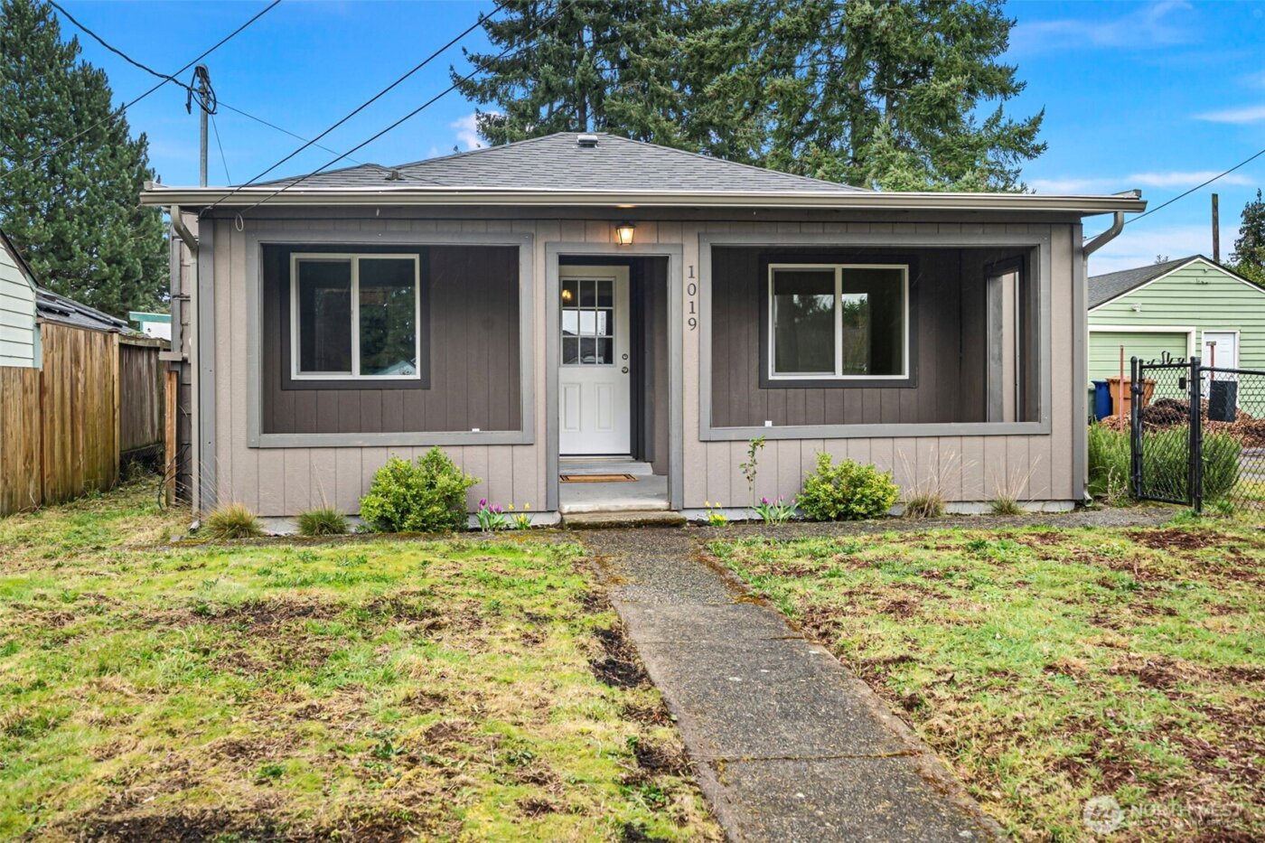 1019 S Rochester Street , Tacoma, WA 98465