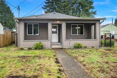 1019 S Rochester Street , Tacoma, WA 98465