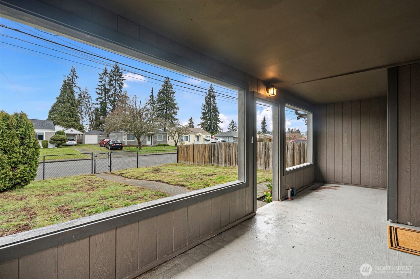 1019 S Rochester Street , Tacoma, WA 98465