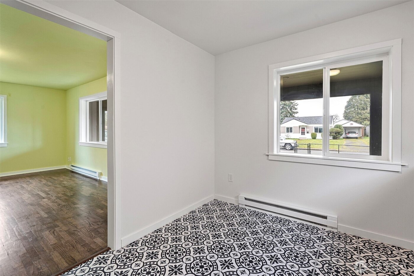 1019 S Rochester Street , Tacoma, WA 98465