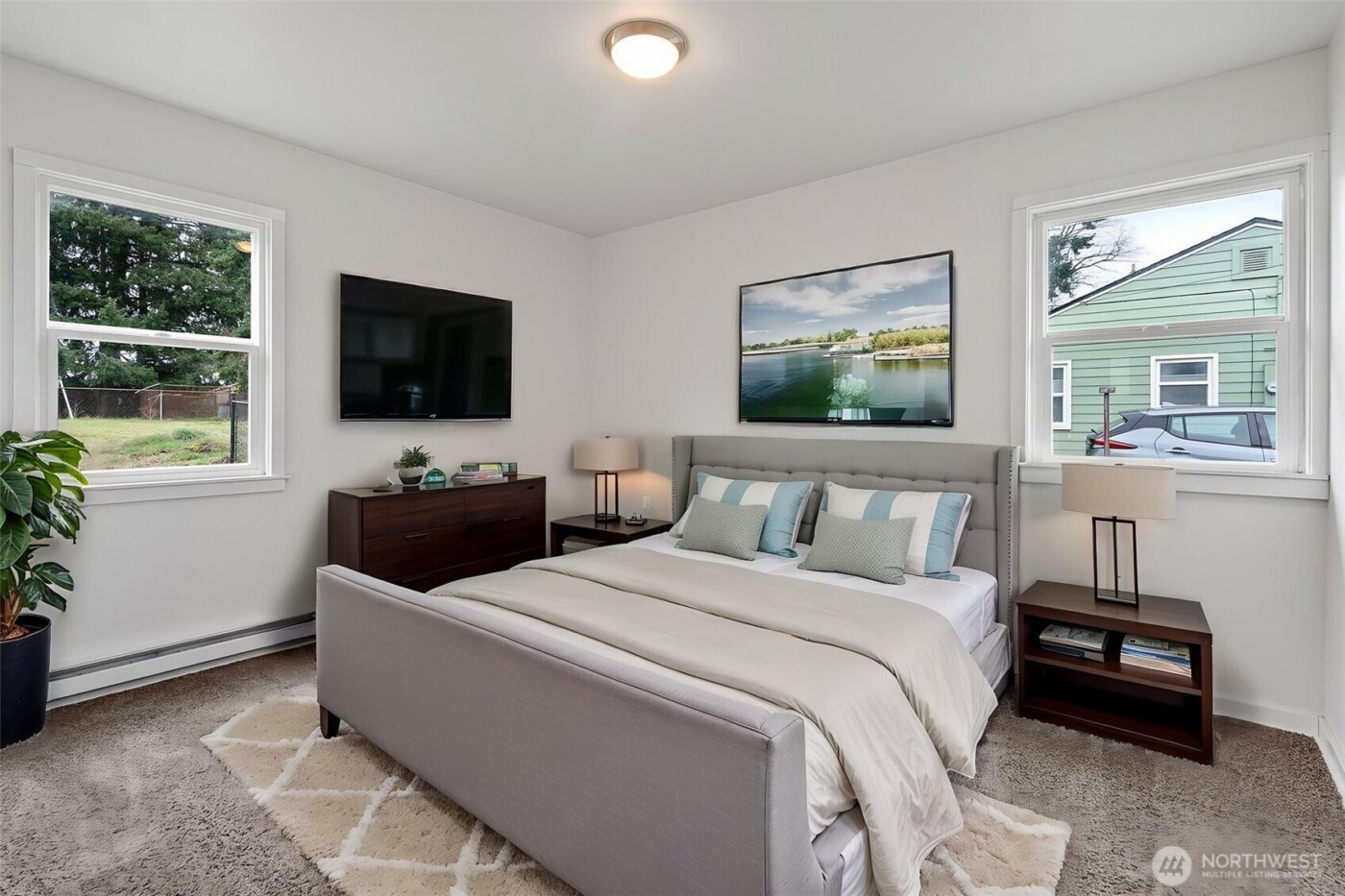 1019 S Rochester Street , Tacoma, WA 98465