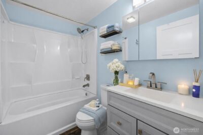 12601 NE 197th Street , Bothell, WA 98011 - Photo 29