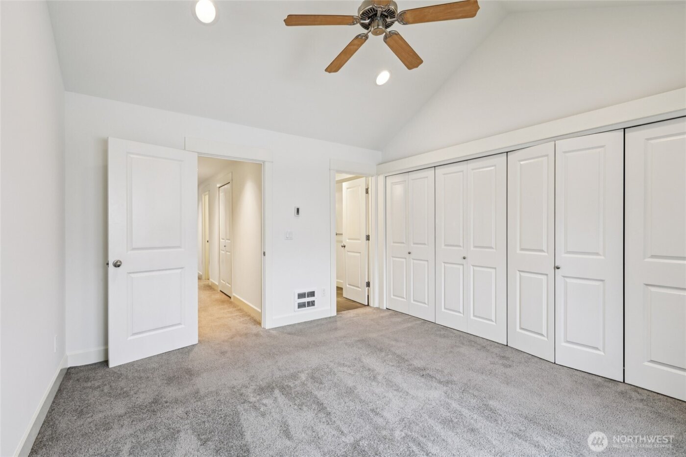 2814 E Spring Street , Seattle, WA 98122