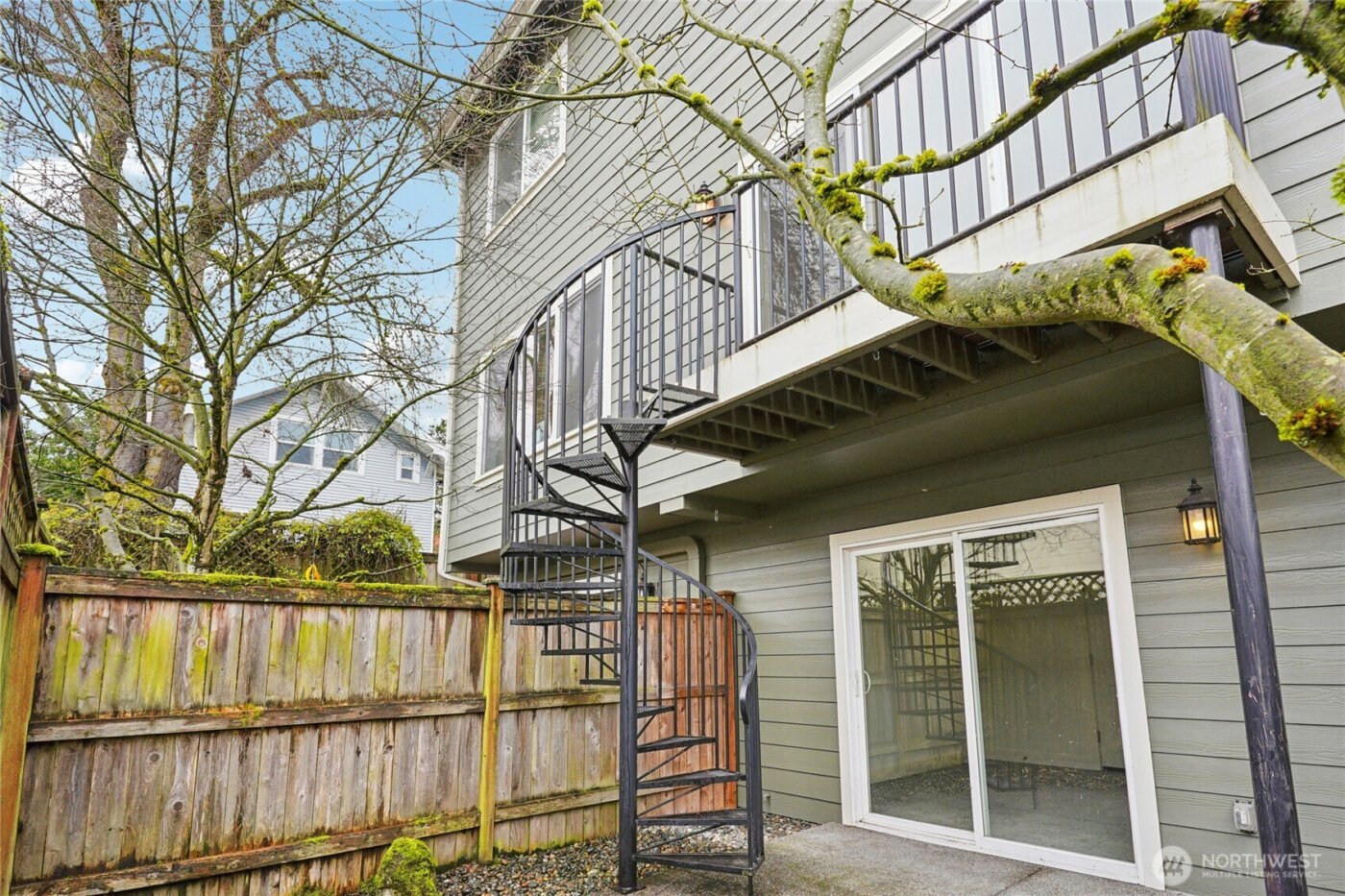 2814 E Spring Street , Seattle, WA 98122