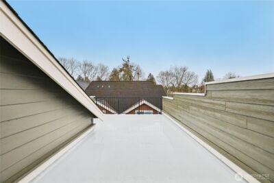 2814 E Spring Street , Seattle, WA 98122 - Photo 32