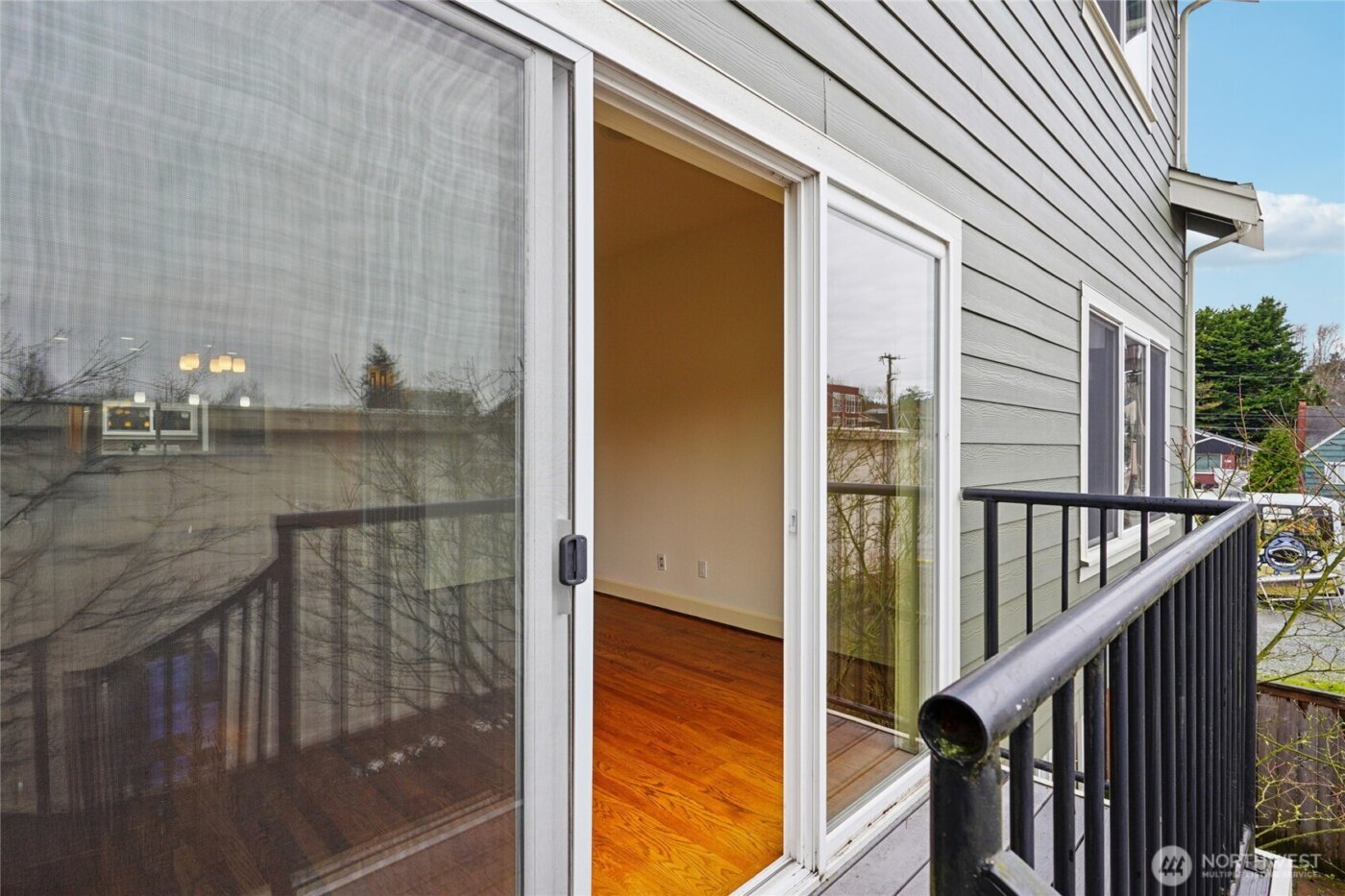 2814 E Spring Street , Seattle, WA 98122