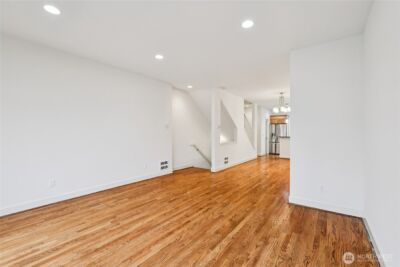 2814 E Spring Street , Seattle, WA 98122 - Photo 9