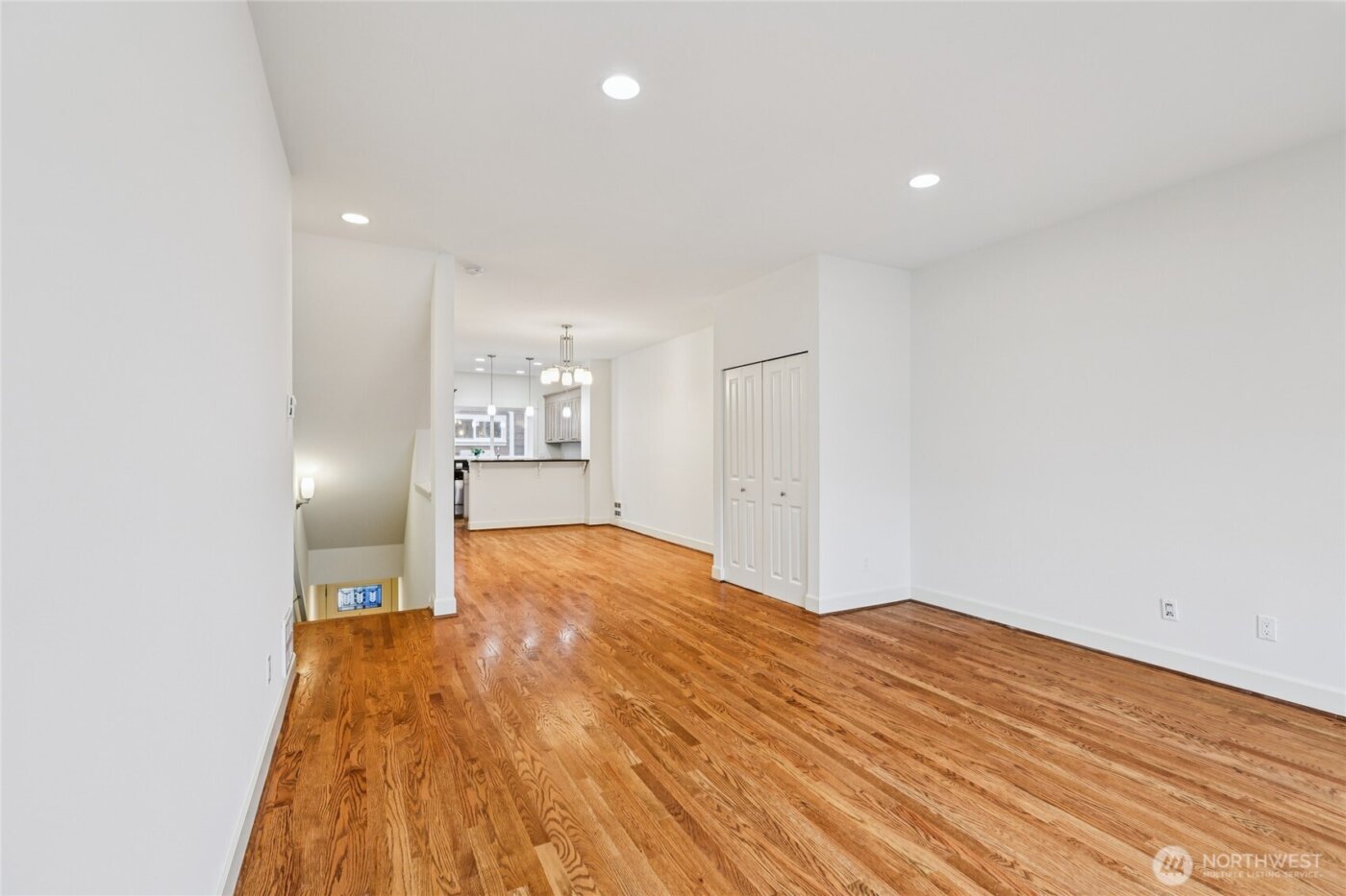 2814 E Spring Street , Seattle, WA 98122