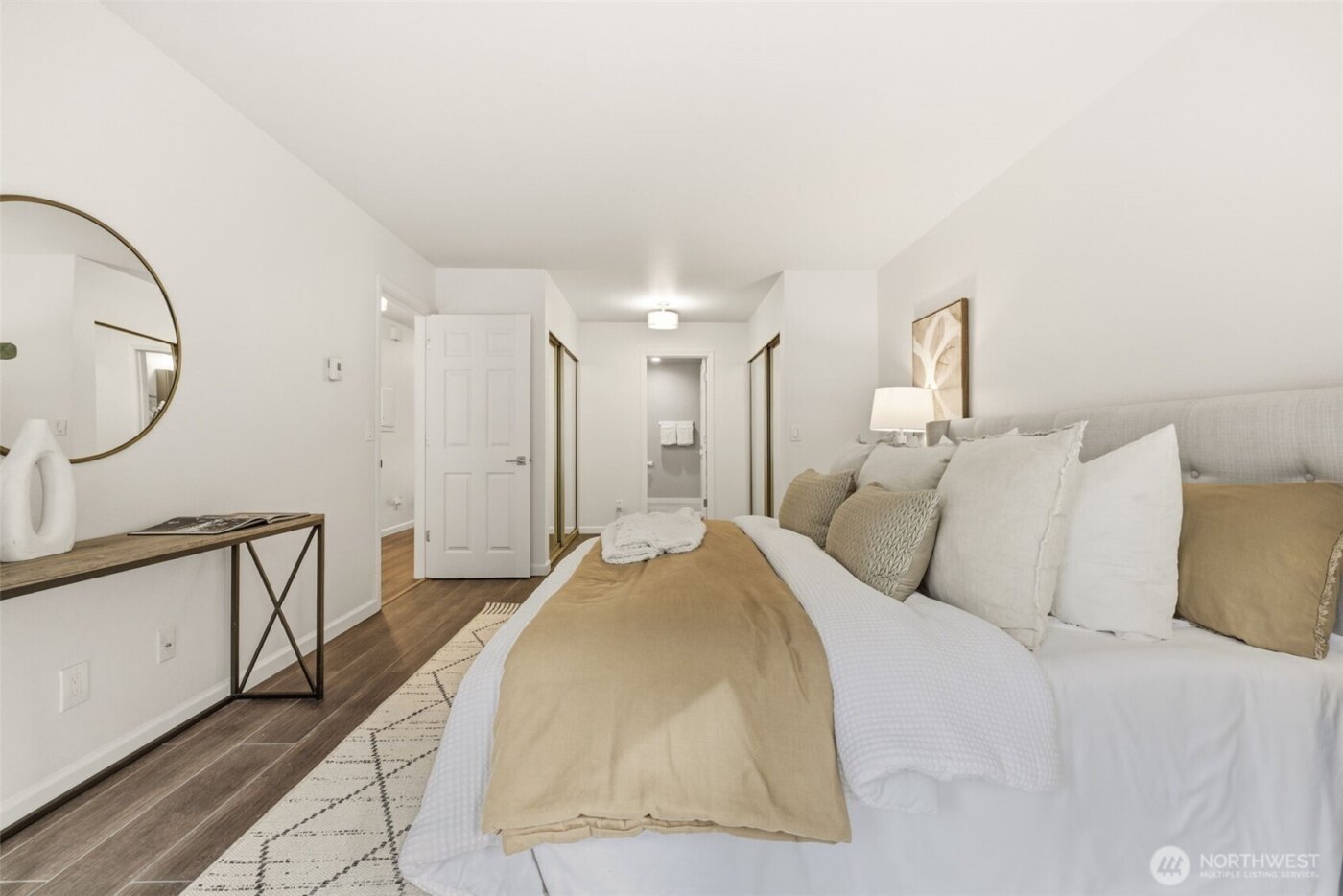 17464 NE 38th Street #B202, Redmond, WA 98052
