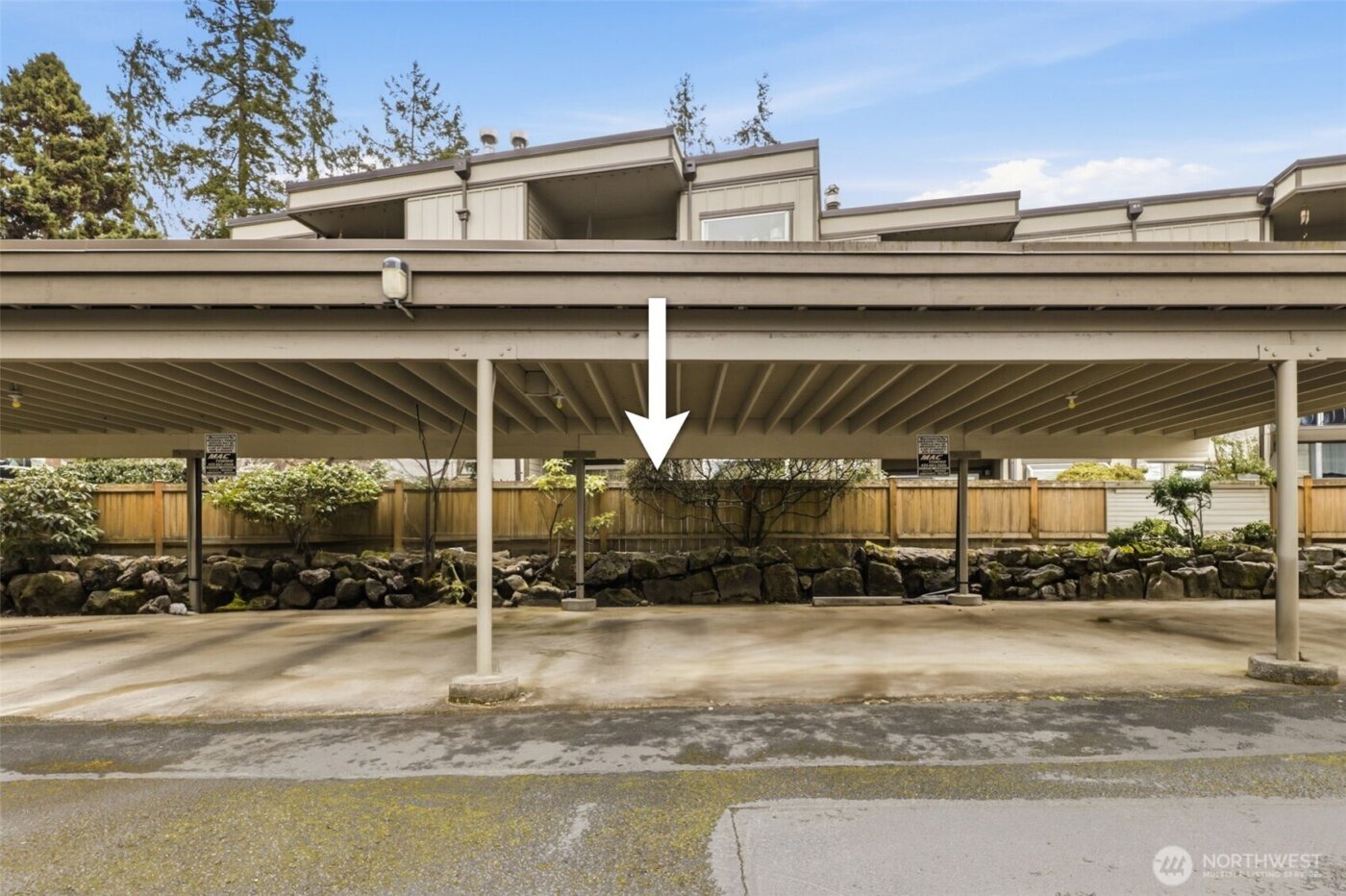 17464 NE 38th Street #B202, Redmond, WA 98052