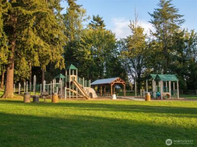 17464 NE 38th Street #B202, Redmond, WA 98052 - Photo 29