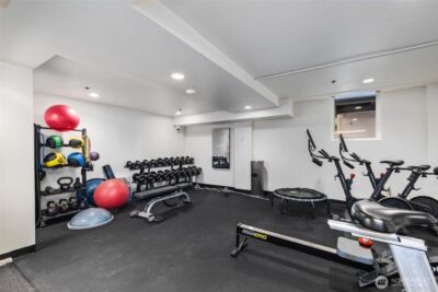 505 E Denny Way #A506, Seattle, WA 98122 - Photo 17