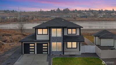 1515 W Lakeside Dr , Moses Lake, WA 98837
