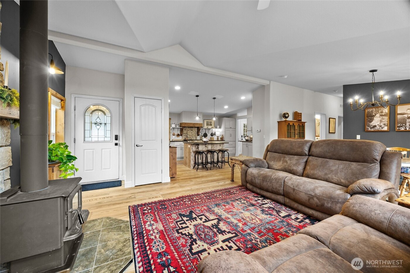 185 Wilderness Drive , Randle, WA 98377