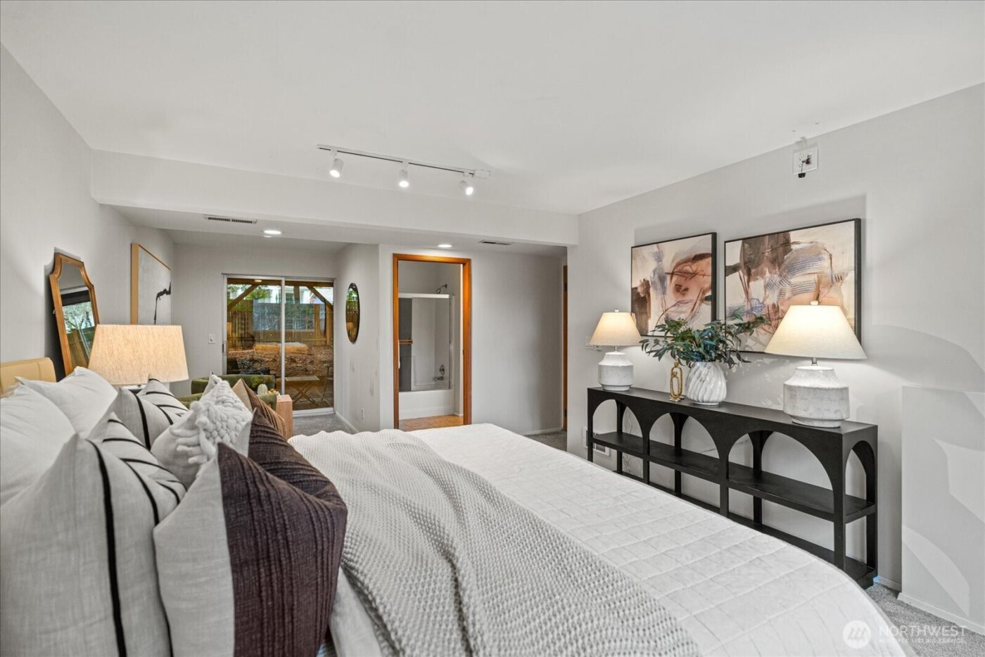 11414 107 Place NE, Kirkland, WA 98033