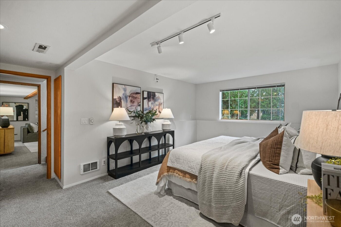 11414 107 Place NE, Kirkland, WA 98033