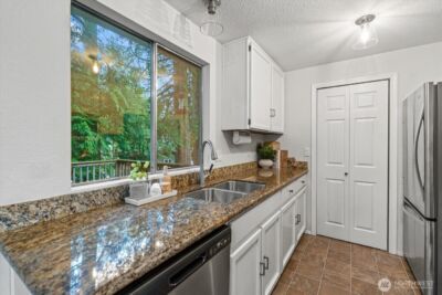 11414 107 Place NE, Kirkland, WA 98033 - Photo 8