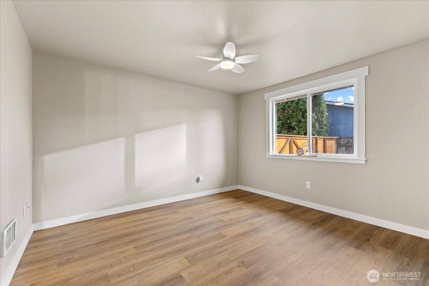 15902 69th Avenue Ct E, Puyallup, WA 98375