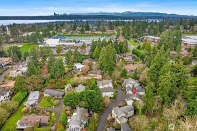 1717 100th Avenue NE, Bellevue, WA 98004 - Photo 40